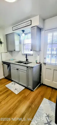 1647 El Camino Road Jacksonville FL 32216