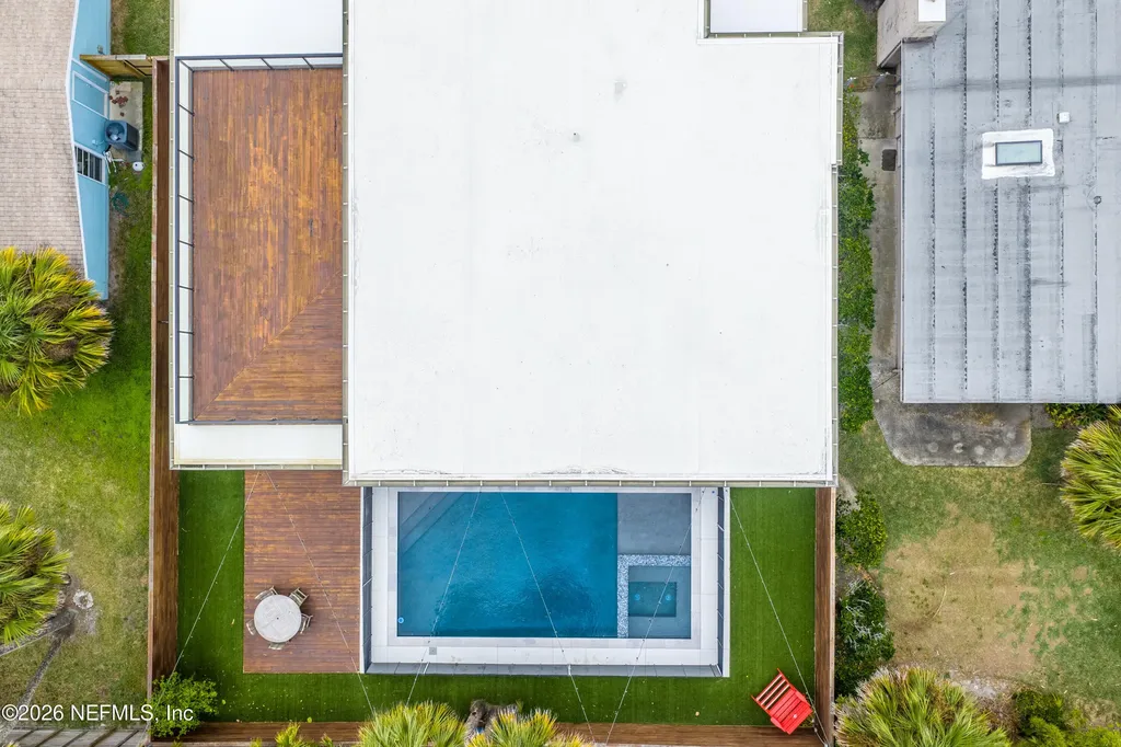 145 8th Street Atlantic Beach FL 32233