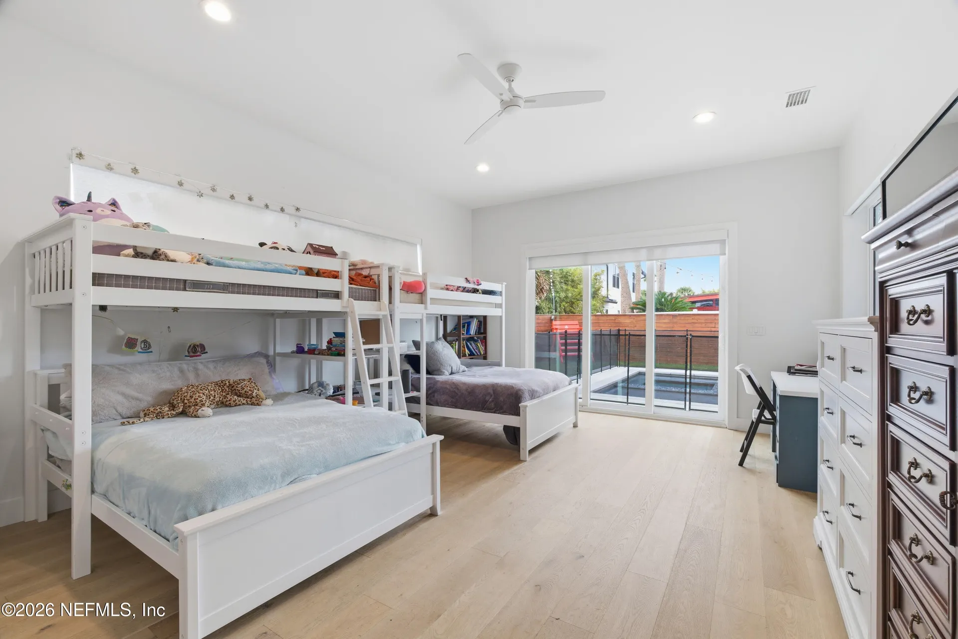 145 8th Street Atlantic Beach FL 32233