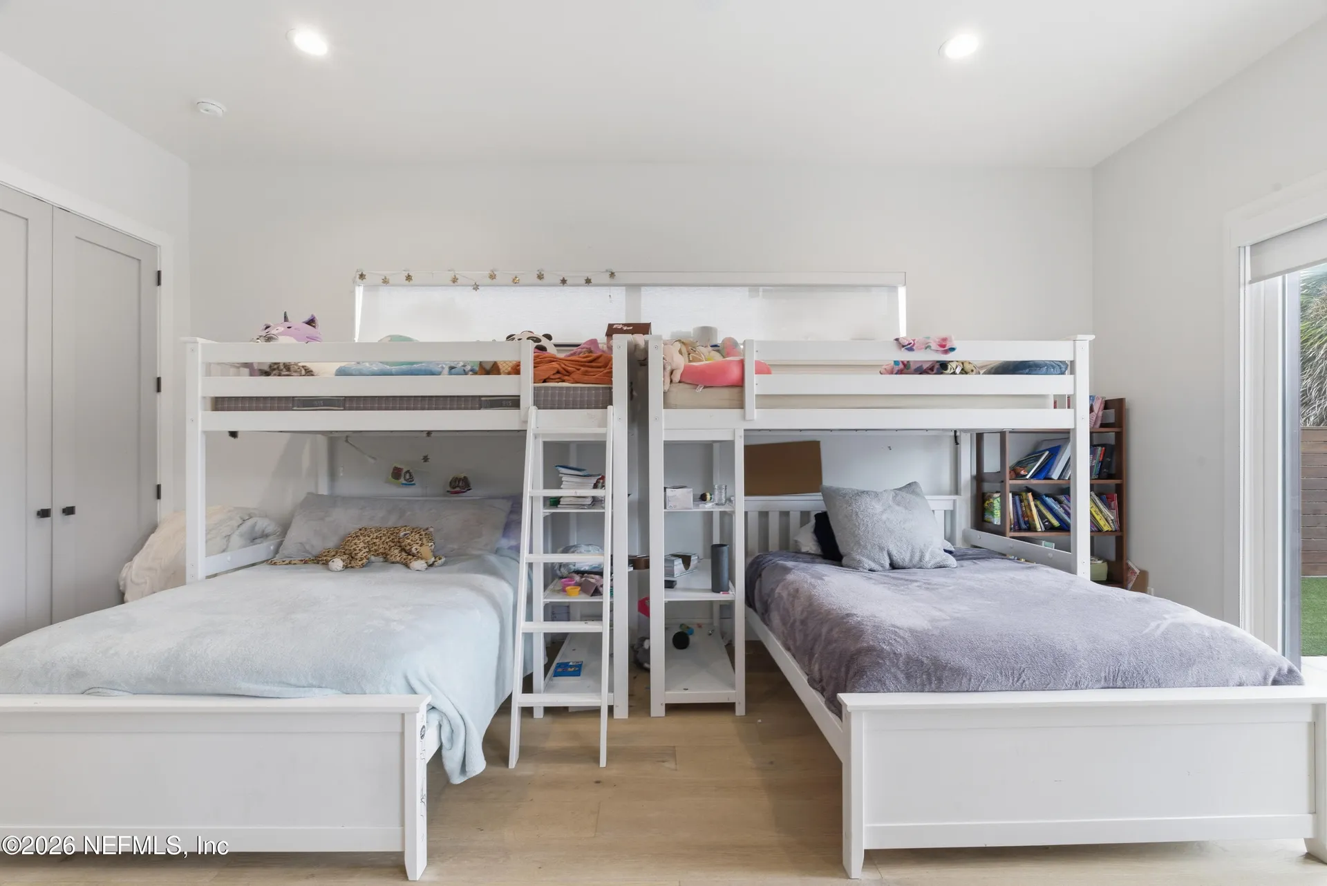 145 8th Street Atlantic Beach FL 32233