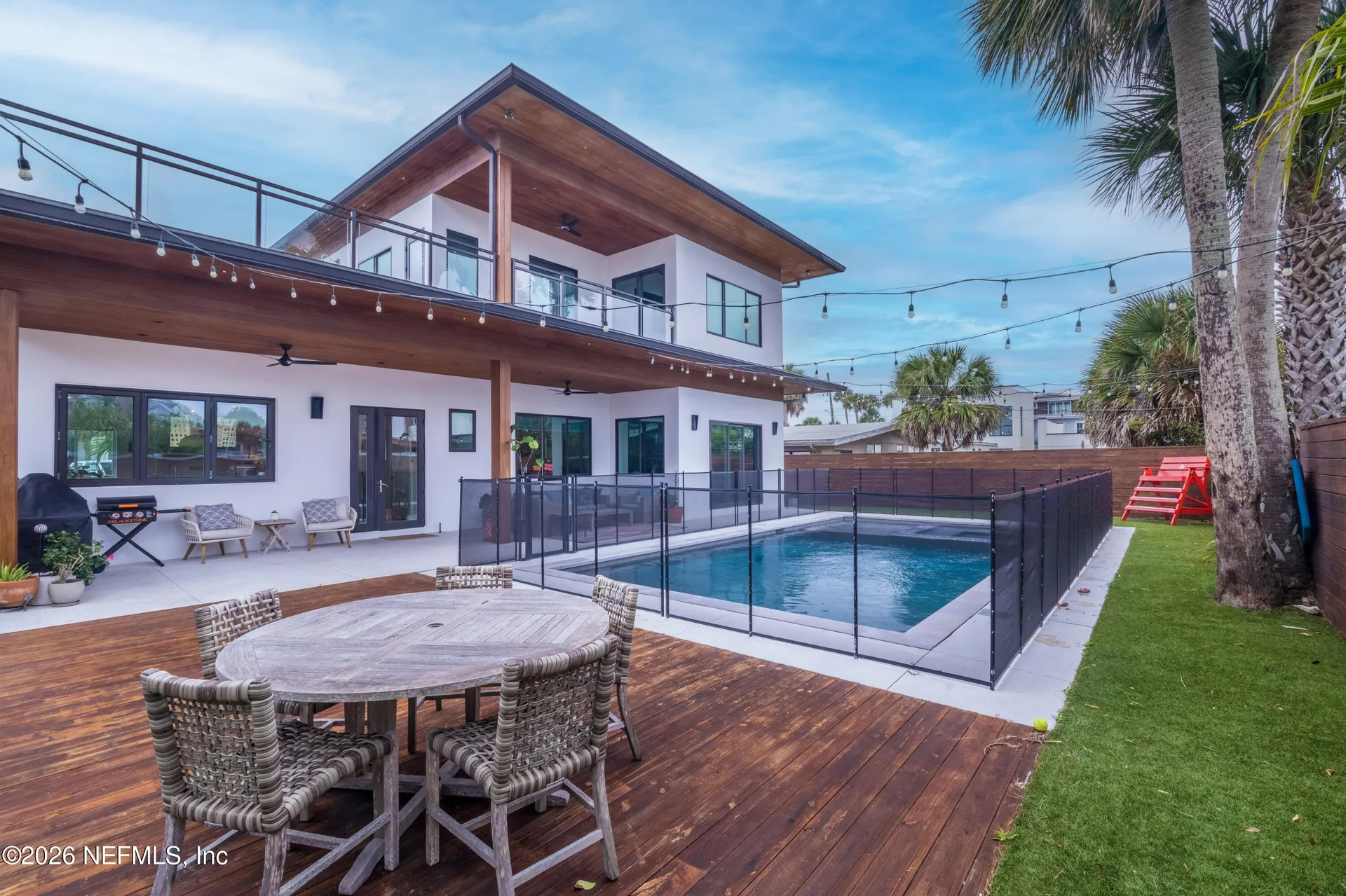 145 8th Street Atlantic Beach FL 32233