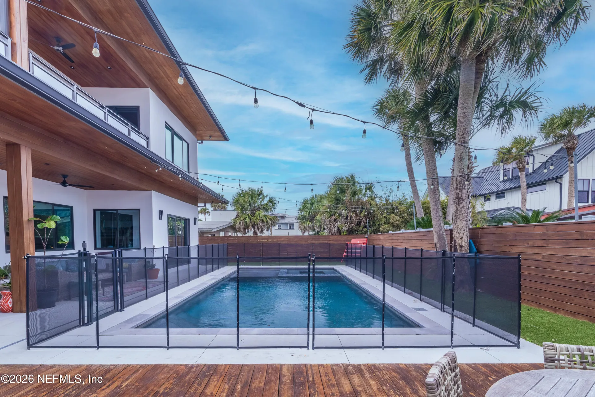 145 8th Street Atlantic Beach FL 32233