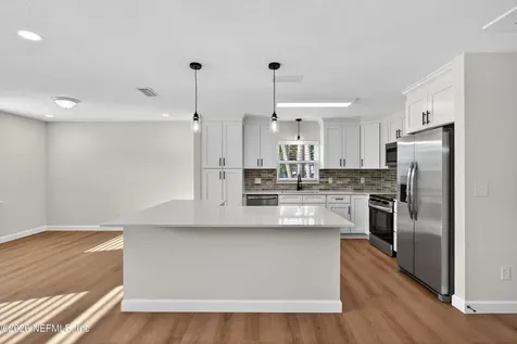 8163 El Ciento Court Jacksonville FL 32217