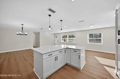 8163 El Ciento Court Jacksonville FL 32217