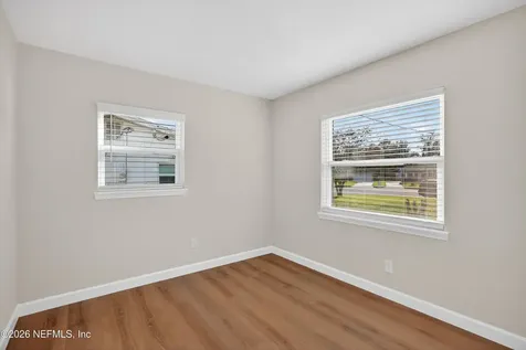 8163 El Ciento Court Jacksonville FL 32217