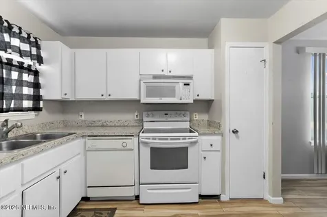 2779 Hidden Village Drive Jacksonville FL 32216