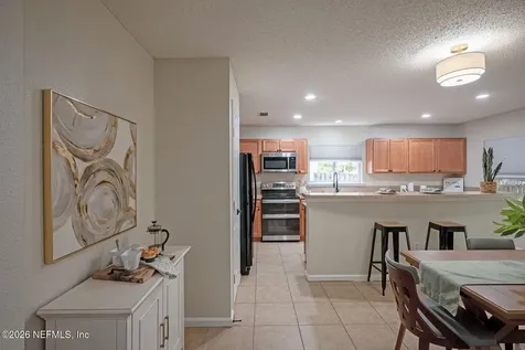 2541 Reagan Lakes Lane Jacksonville FL 32221