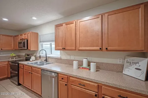 2541 Reagan Lakes Lane Jacksonville FL 32221