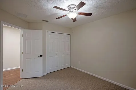 2541 Reagan Lakes Lane Jacksonville FL 32221