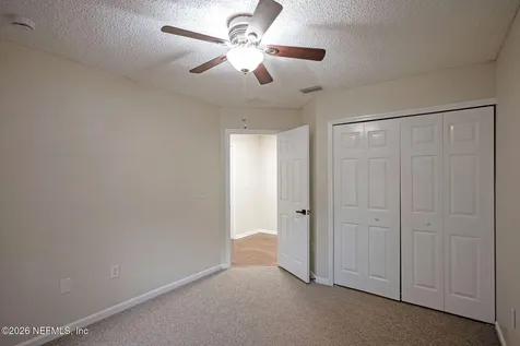 2541 Reagan Lakes Lane Jacksonville FL 32221