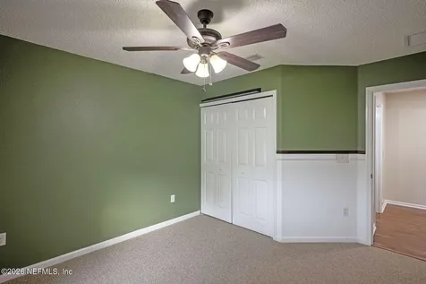 2541 Reagan Lakes Lane Jacksonville FL 32221