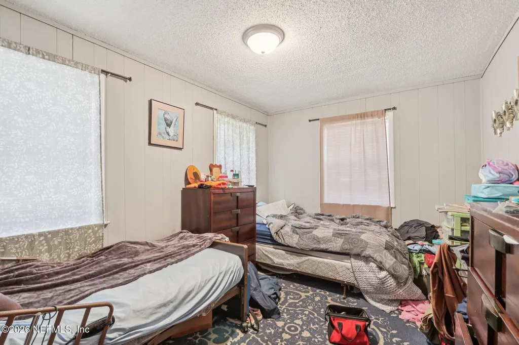 560 W 67th Street Jacksonville FL 32208
