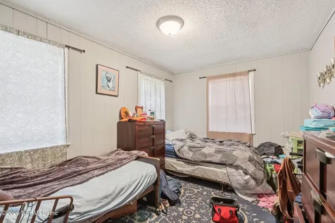 560 W 67th Street Jacksonville FL 32208