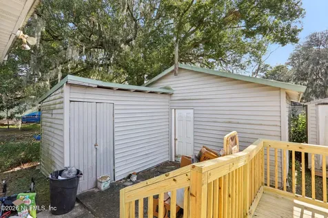 560 W 67th Street Jacksonville FL 32208