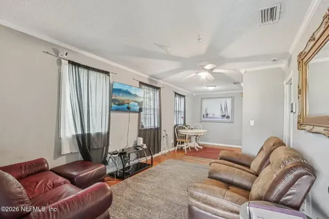 560 W 67th Street Jacksonville FL 32208