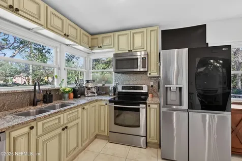 1786 Pinegrove Avenue Jacksonville FL 32205