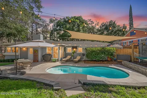 1786 Pinegrove Avenue Jacksonville FL 32205