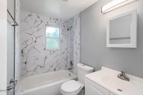 814 Greeland Avenue Jacksonville FL 32221