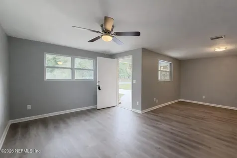814 Greeland Avenue Jacksonville FL 32221
