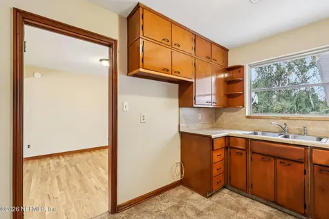 2439 Gayland Road Jacksonville FL 32218