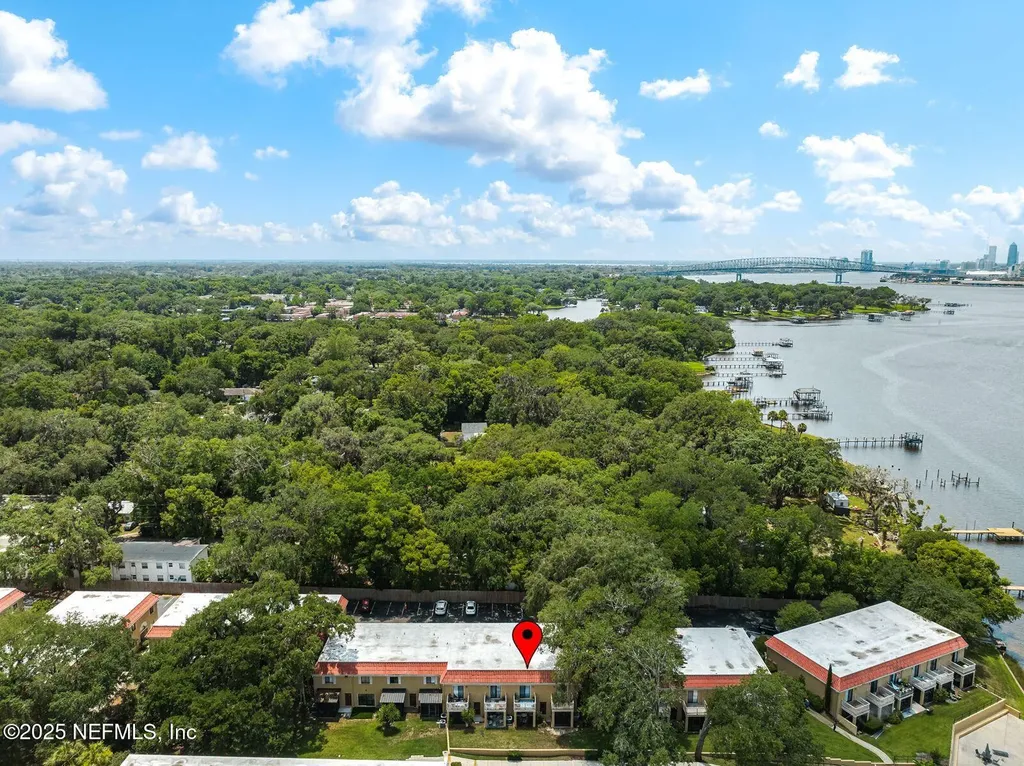 5811 Atlantic Boulevard Jacksonville FL 32207