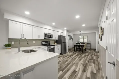 5811 Atlantic Boulevard Jacksonville FL 32207