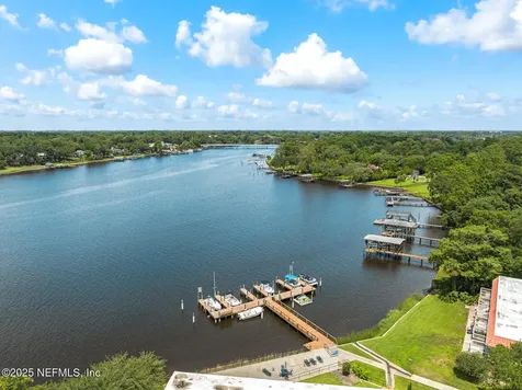 5811 Atlantic Boulevard Jacksonville FL 32207