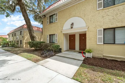 5811 Atlantic Boulevard Jacksonville FL 32207