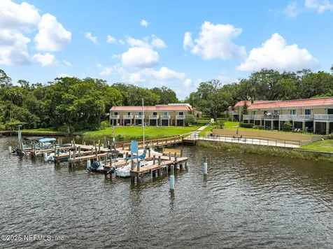 5811 Atlantic Boulevard Jacksonville FL 32207