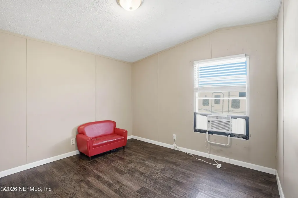 5822 Cisco Drive W Jacksonville FL 32219