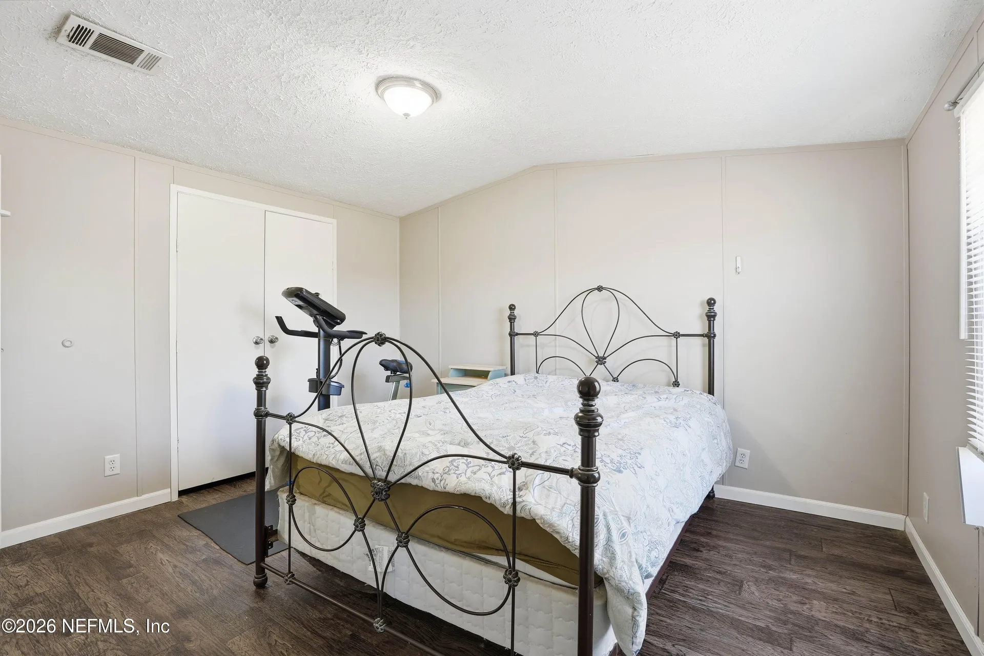 5822 Cisco Drive W Jacksonville FL 32219
