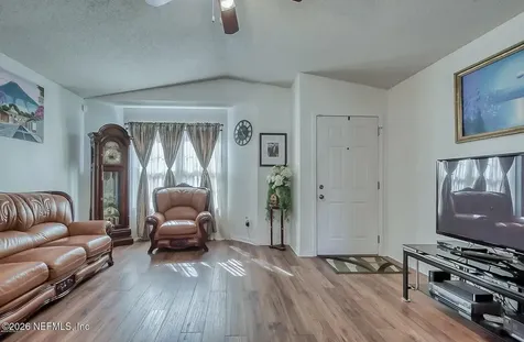 8141 Settlers Landing Trail N Jacksonville FL 32244