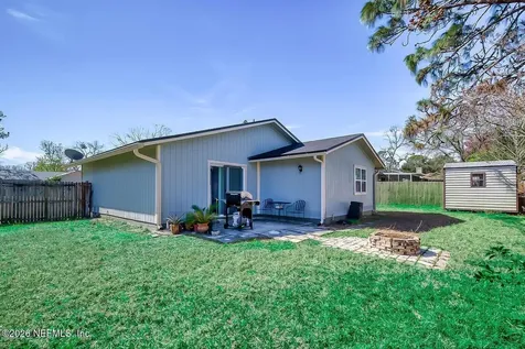 8141 Settlers Landing Trail N Jacksonville FL 32244