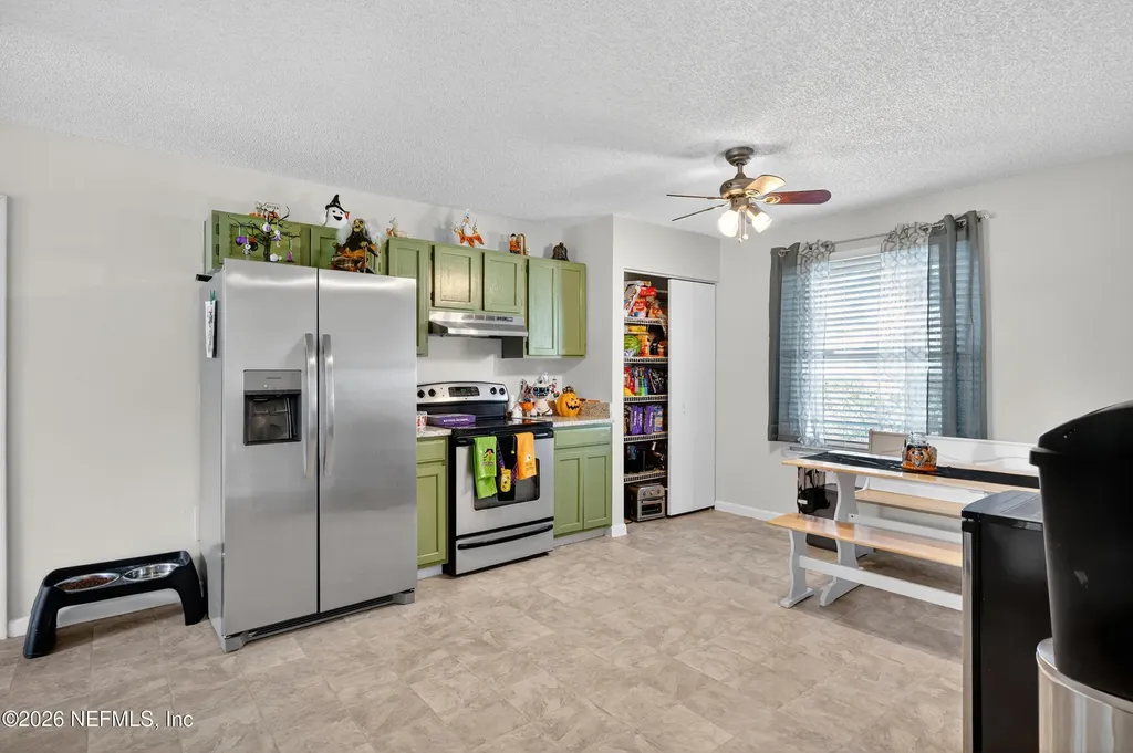 7753 W Pepper Circle W Jacksonville FL 32244