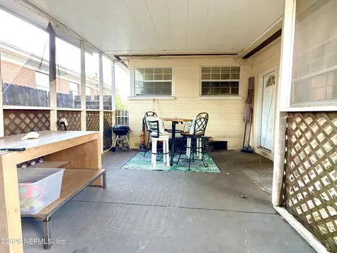 2434 Ligustrum Road Jacksonville FL 32211