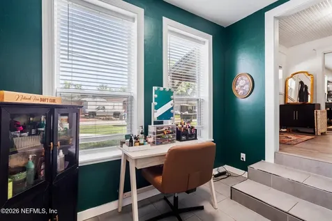 4856 Catherine Terrace Jacksonville FL 32205