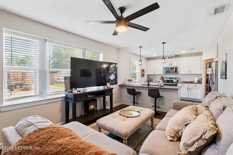 4856 Catherine Terrace Jacksonville FL 32205
