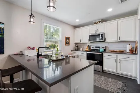 4856 Catherine Terrace Jacksonville FL 32205