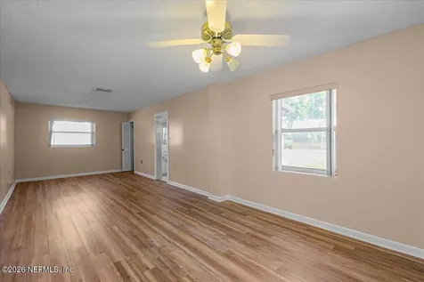 1707 S Palm Avenue Palatka FL 32177
