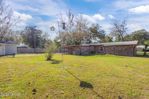 1707 S Palm Avenue Palatka FL 32177