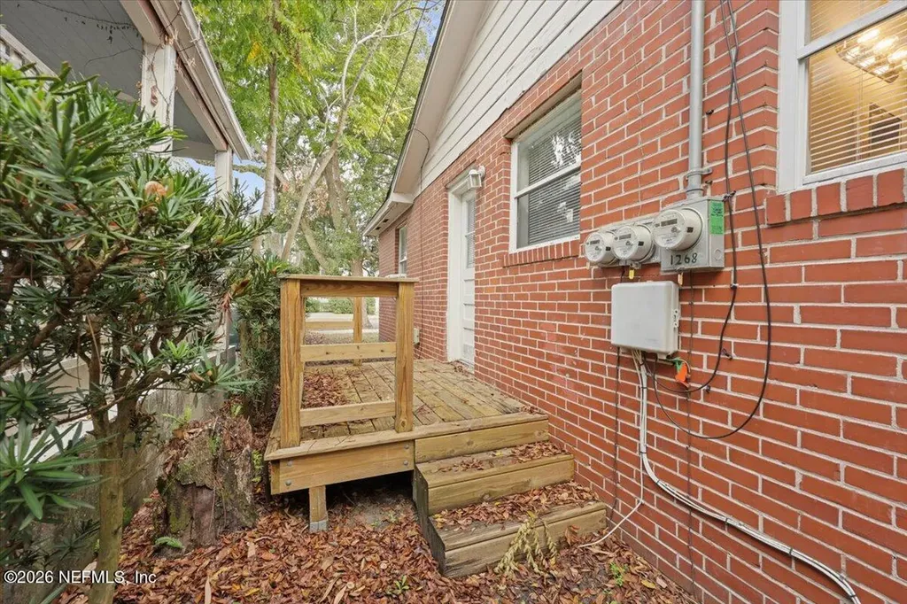 1266 Donald Street Jacksonville FL 32205