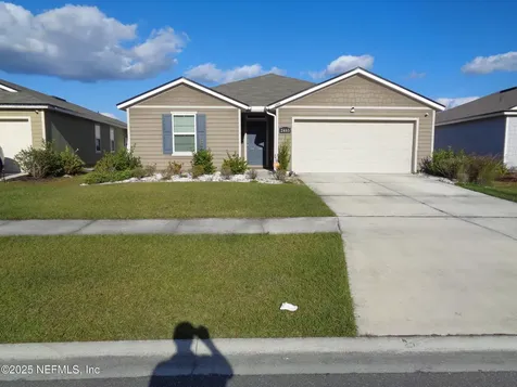2465 Oak Stream Drive Green Cove Springs FL 32043