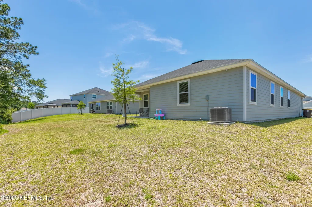 1305 Panther Lake Parkway Jacksonville FL 32221