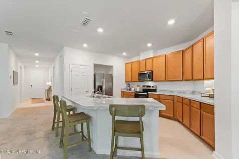 1305 Panther Lake Parkway Jacksonville FL 32221