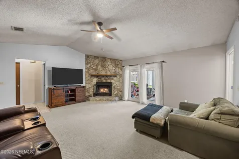 2084 Tickford Street Middleburg FL 32068