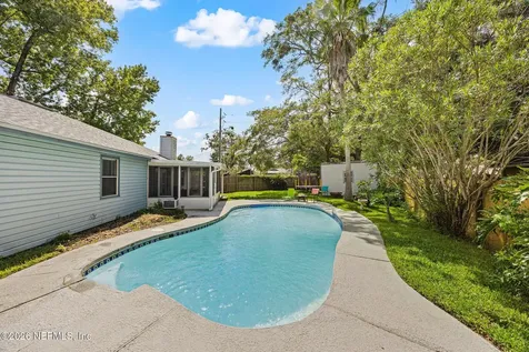 2084 Tickford Street Middleburg FL 32068