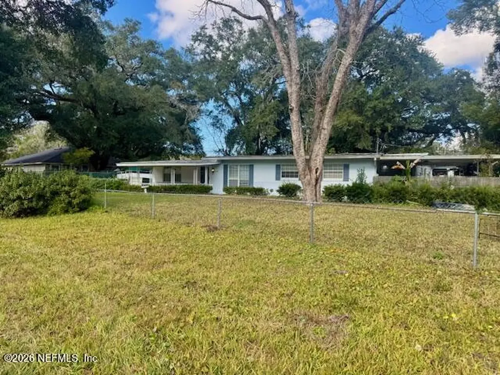 8261 Brackridge Boulevard Jacksonville FL 32216