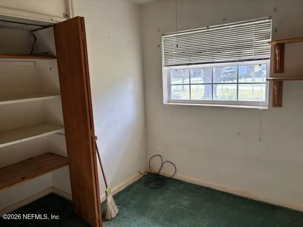 8261 Brackridge Boulevard Jacksonville FL 32216