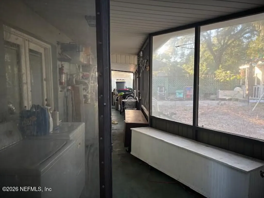 8261 Brackridge Boulevard Jacksonville FL 32216