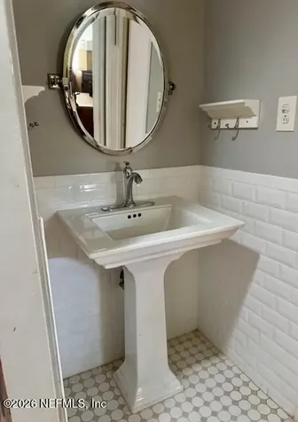 8261 Brackridge Boulevard Jacksonville FL 32216